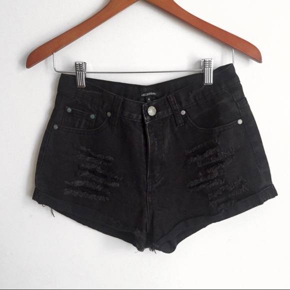 BLACK DENIM SHORTS - Picture 3 of 3